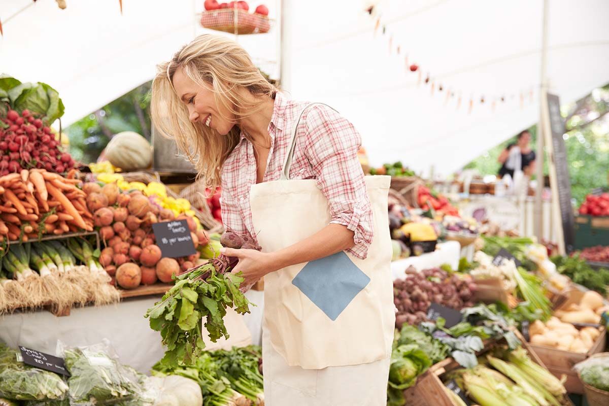 Shopping in Farmer's Market