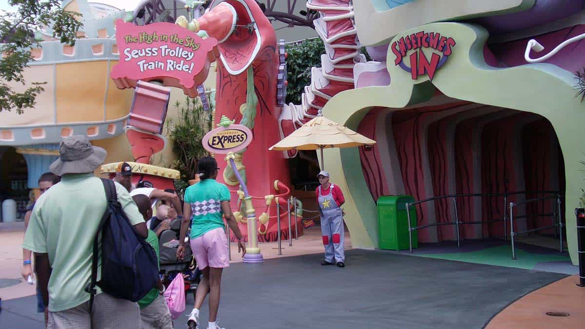 Islands of Adventure - The High in the Sky Seuss Trolley Train Ride!